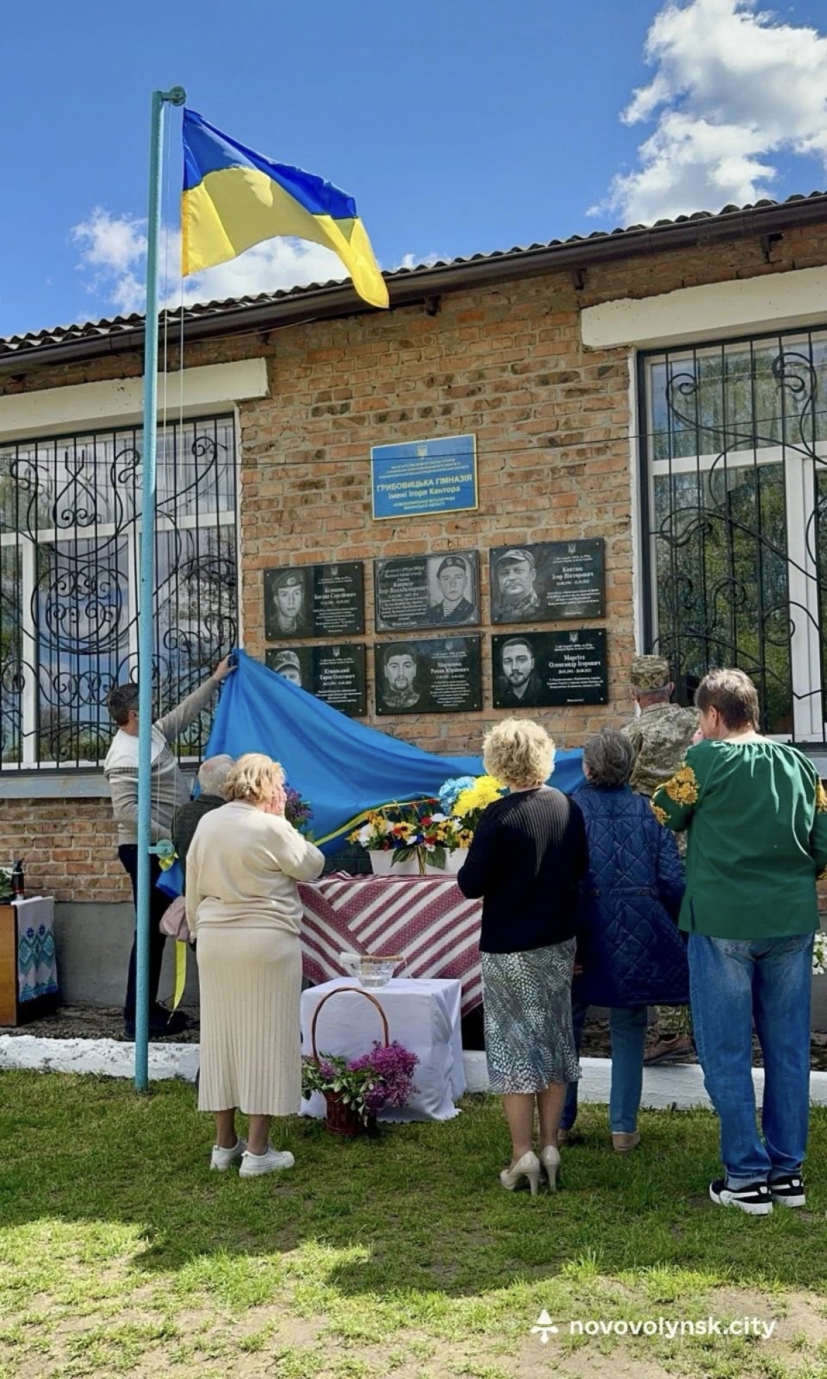 У селі на Волині в честь загиблих Захисників відкрили меморіальні дошки