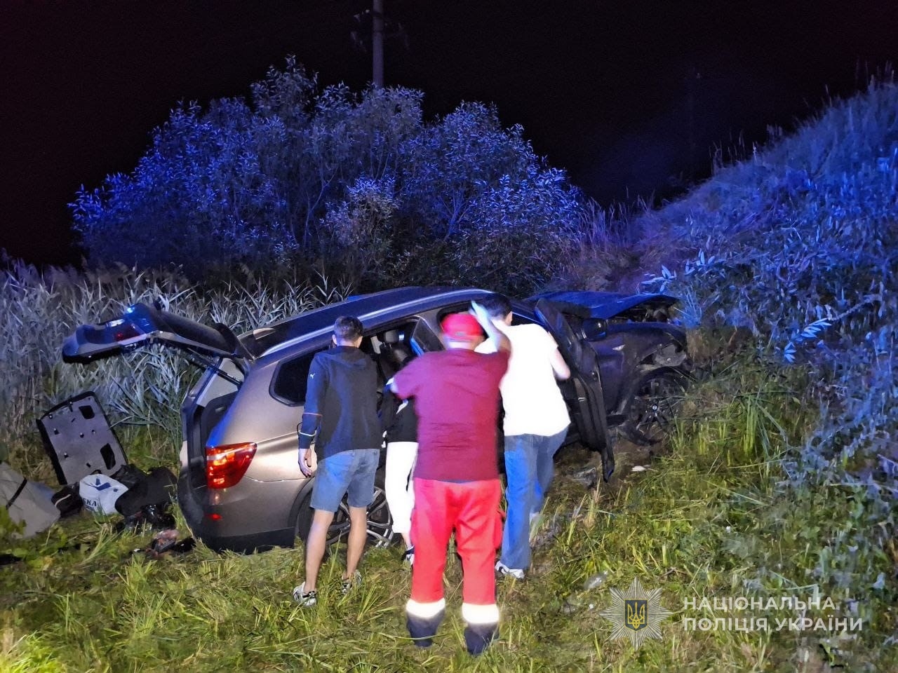 ДТП на Волині: побита автівка, четверо постраждалих та одна смерть (ФОТО)